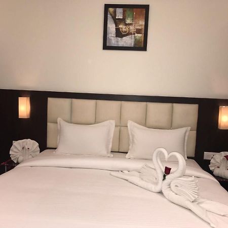 Hotel Anandi Inn Ballia Exterior photo