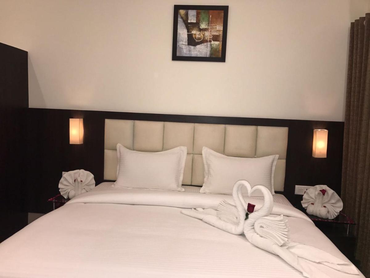 Hotel Anandi Inn Ballia Exterior photo